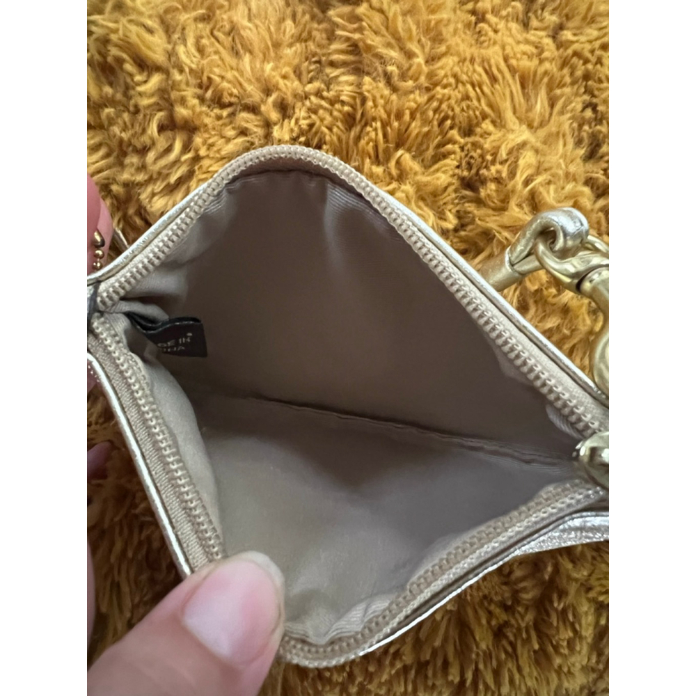 Women's Coach Gold Leather Wristlet Clutch One Size - Picture 3 of 3